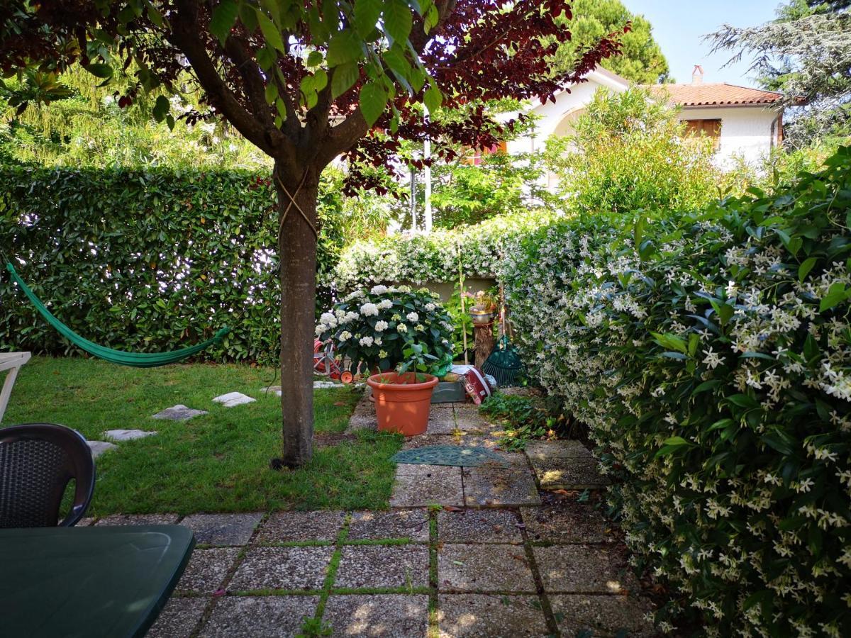 A Due Passi Dal Mare B&B Numana Exterior foto