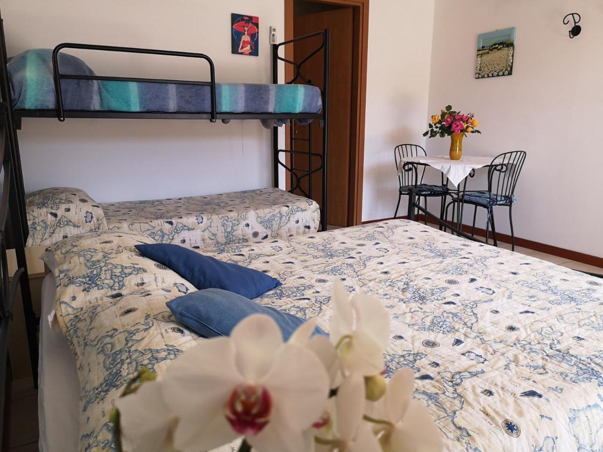 A Due Passi Dal Mare B&B Numana Exterior foto